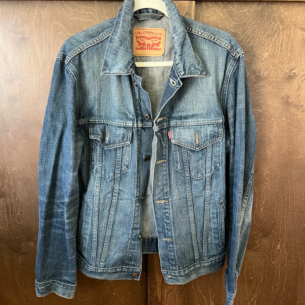 Levi’s denim jacket